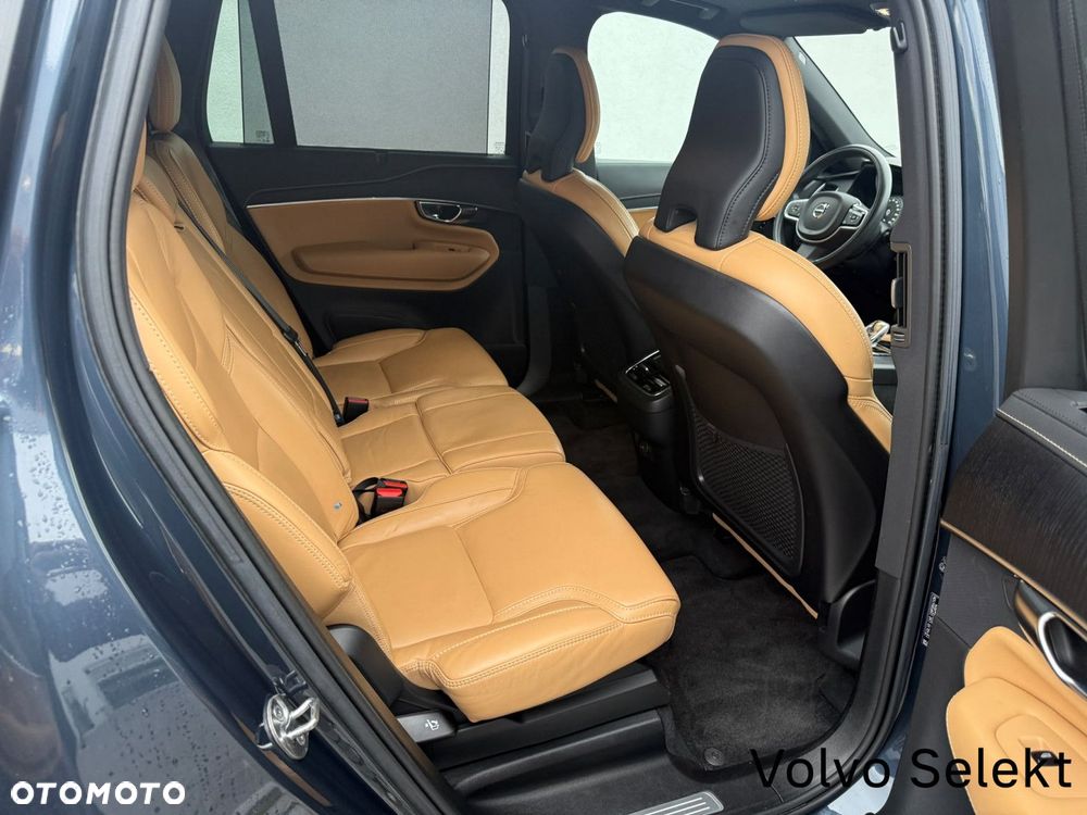 Volvo XC 90 - 38