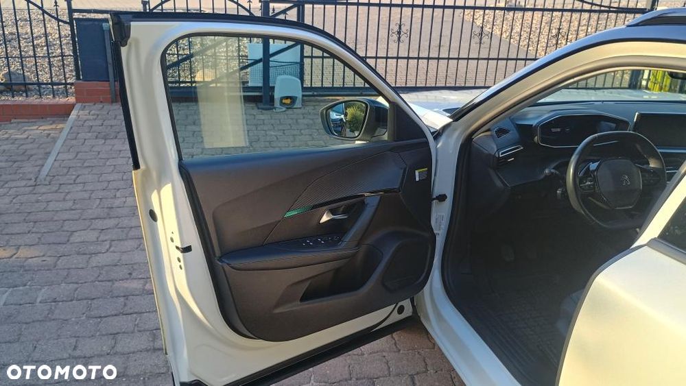 Peugeot 2008 1.2 PureTech Active S&S - 22