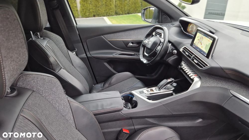 Peugeot 5008 BlueHDi 130 EAT8 GT - 15