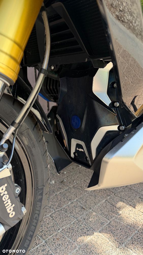 BMW RS - 16