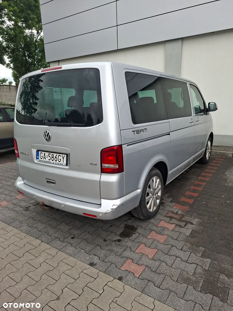 Volkswagen Multivan - 6