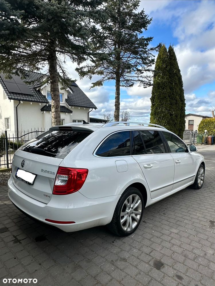 Skoda Superb 2.0 TDI 4x4 Elegance DSG - 6