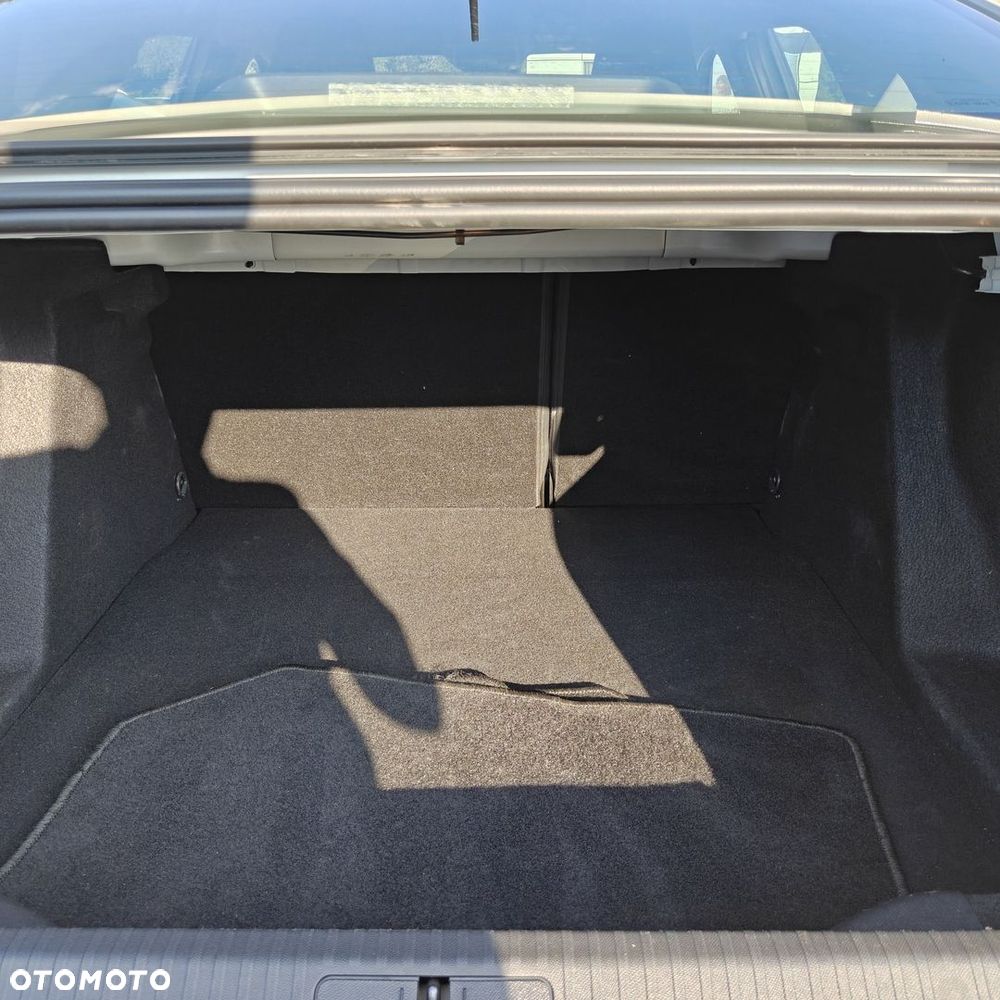 Citroën C4X 1.2 PureTech Plus S&S EAT8 - 13