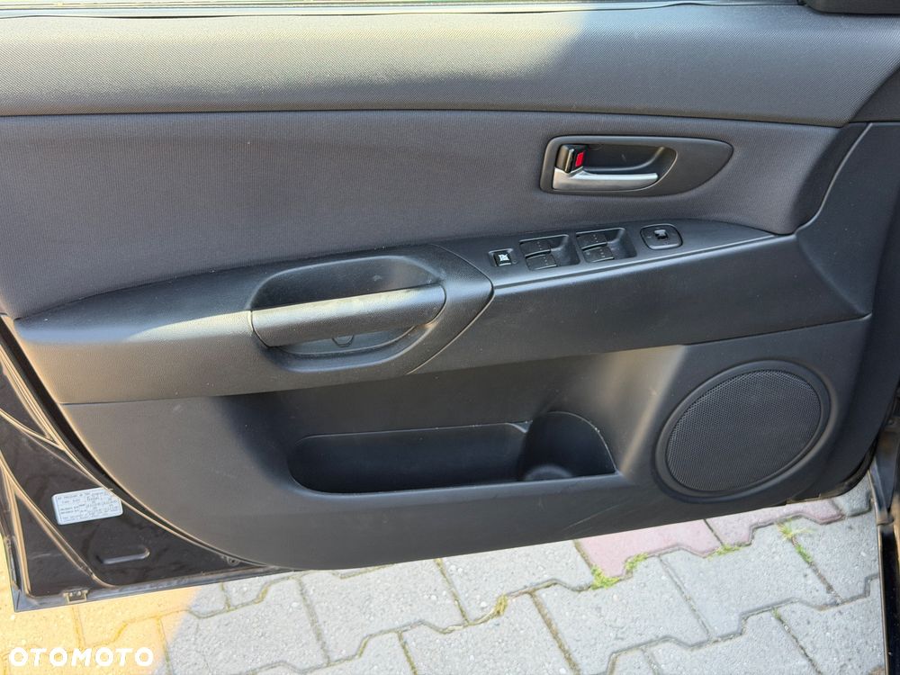 Mazda 3 1.6 Sport Active - 28
