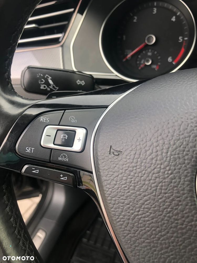 Volkswagen Passat Alltrack - 36