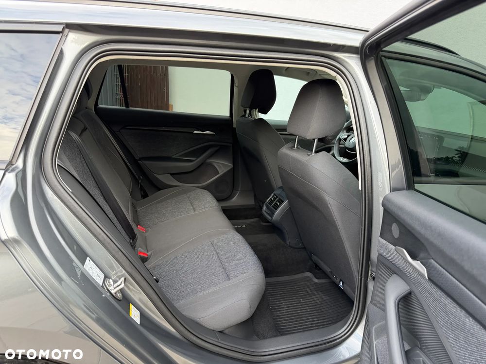 Skoda Superb 1.5 TSI mHEV Essence DSG - 11