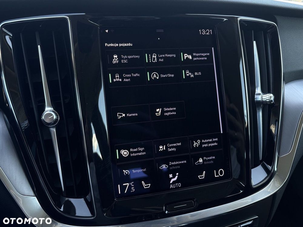 Volvo V60 D3 Momentum Pro - 23