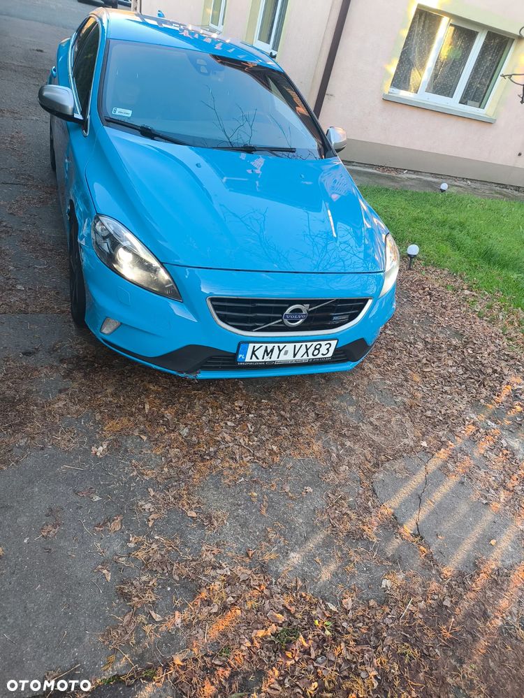 Volvo V40 D2 R-Design - 12