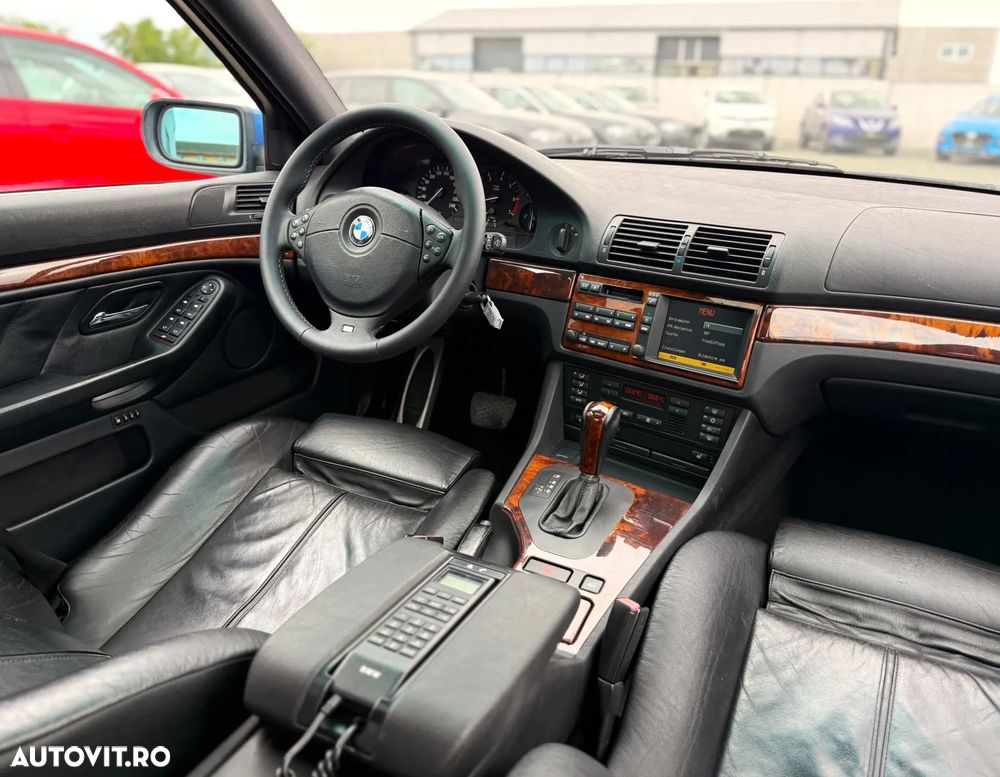 BMW Seria 5 535iA - 7