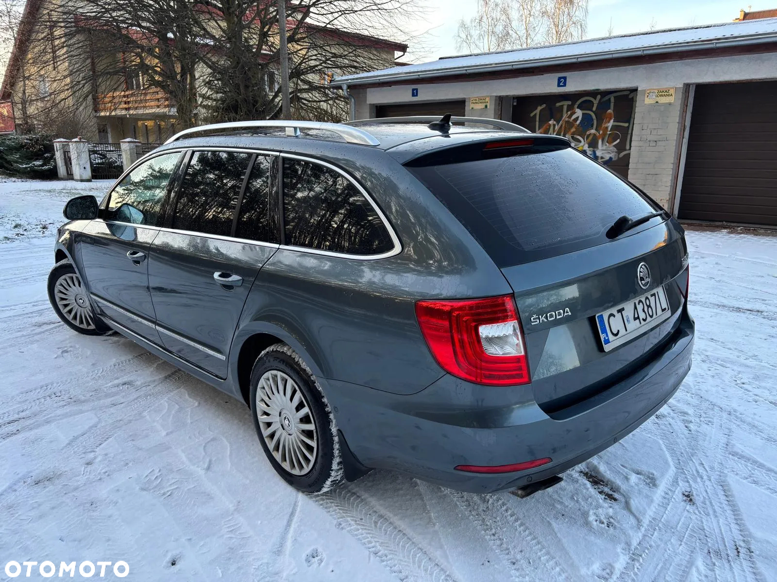 Skoda Superb 1.8 TSI Elegance DSG - 10
