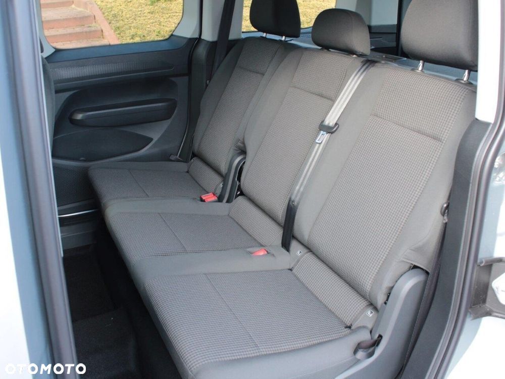 Volkswagen Caddy 1.5 TSI DSG - 9