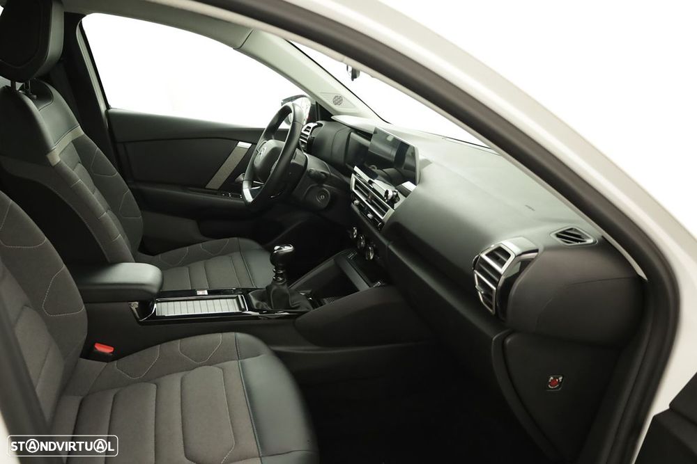 Citroën C4 1.2 PureTech Plus - 20