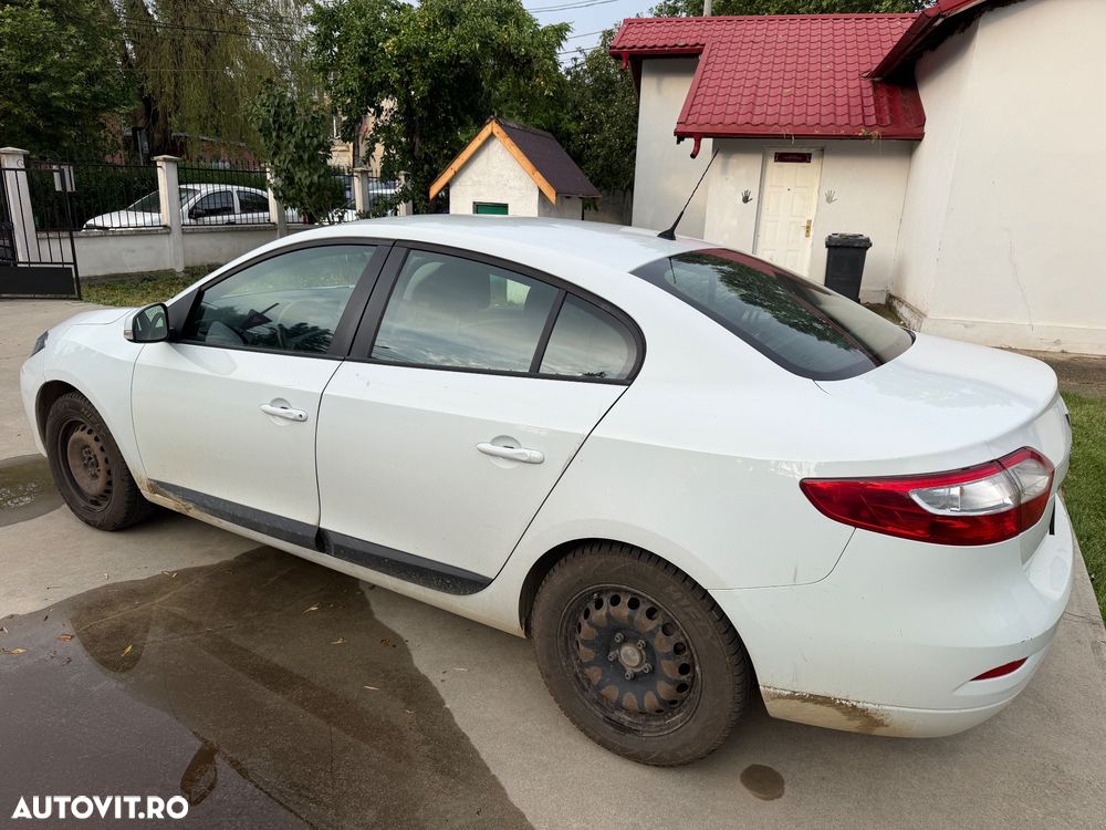 Renault Fluence 1.6 Pro - 3