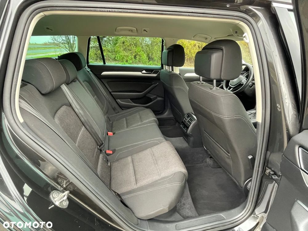 Volkswagen Passat 2.0 TDI DSG (BlueMotion Technology) Comfortline - 20