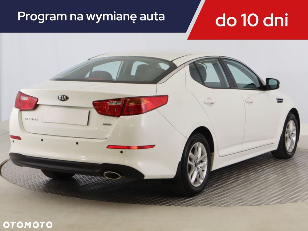Kia Optima - 7