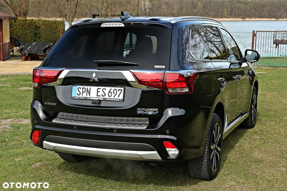 Mitsubishi Outlander - 14