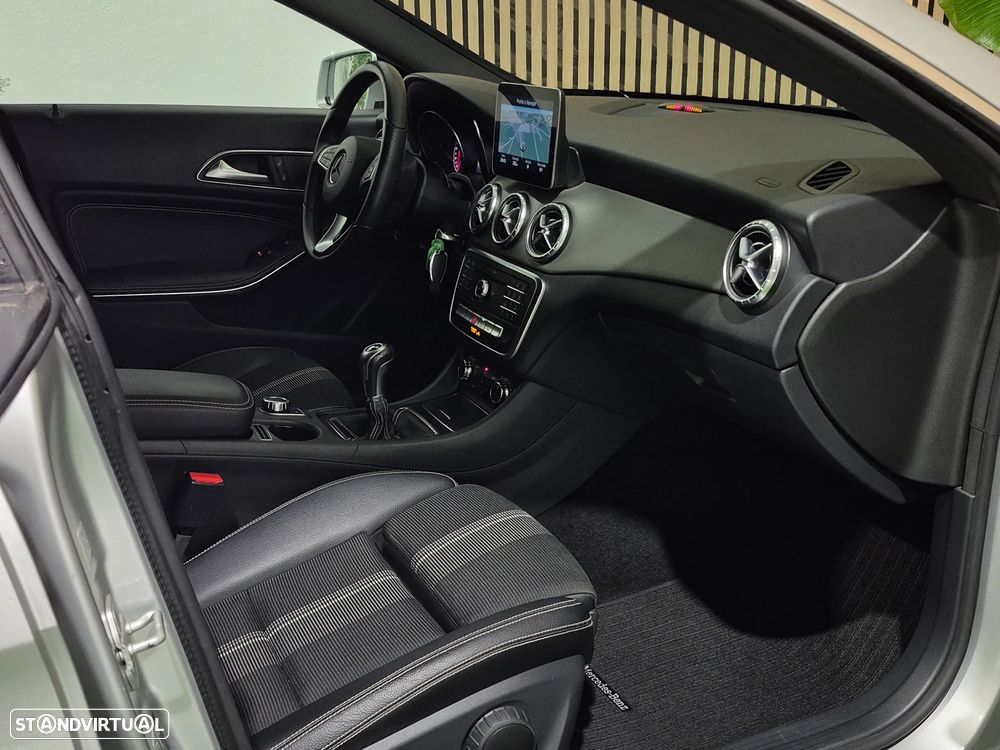 Mercedes-Benz CLA 180 d Shooting Brake Fleet Pack Plus - 15