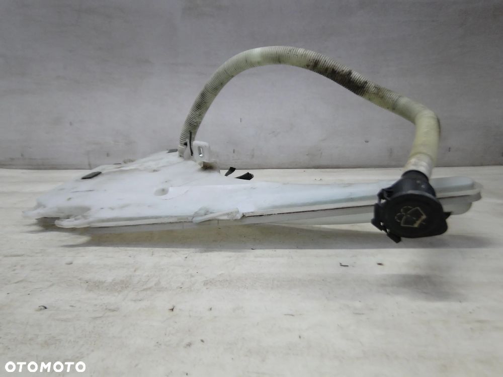 BMW 1 E81 E82 E87 E88 ZBIORNIK ZBIORNICZEK PŁYNU SPRYSKIWACZY POMPKI EUROPA - 4