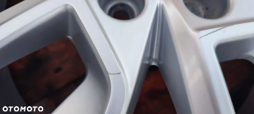 Koła Felgi Aluminiowe Oryg. Skoda Scala 17 Cali 5x100 Et40 205/55/17 Bdb!! Starogard Gdański - Wysyłka - 10