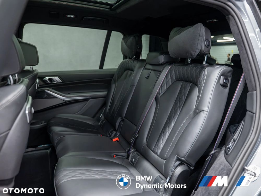 BMW X7 xDrive40i - 26