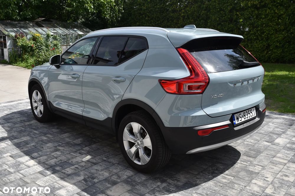 Volvo XC 40 T5 AWD Geartronic Momentum Pro - 3