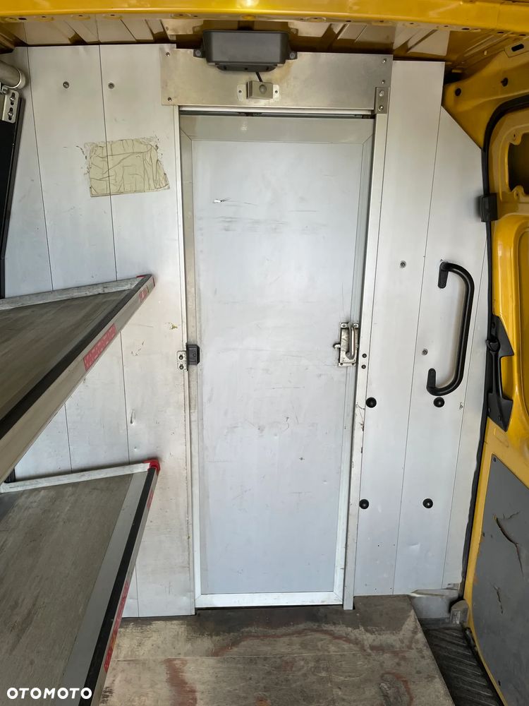 Volkswagen Crafter - 10