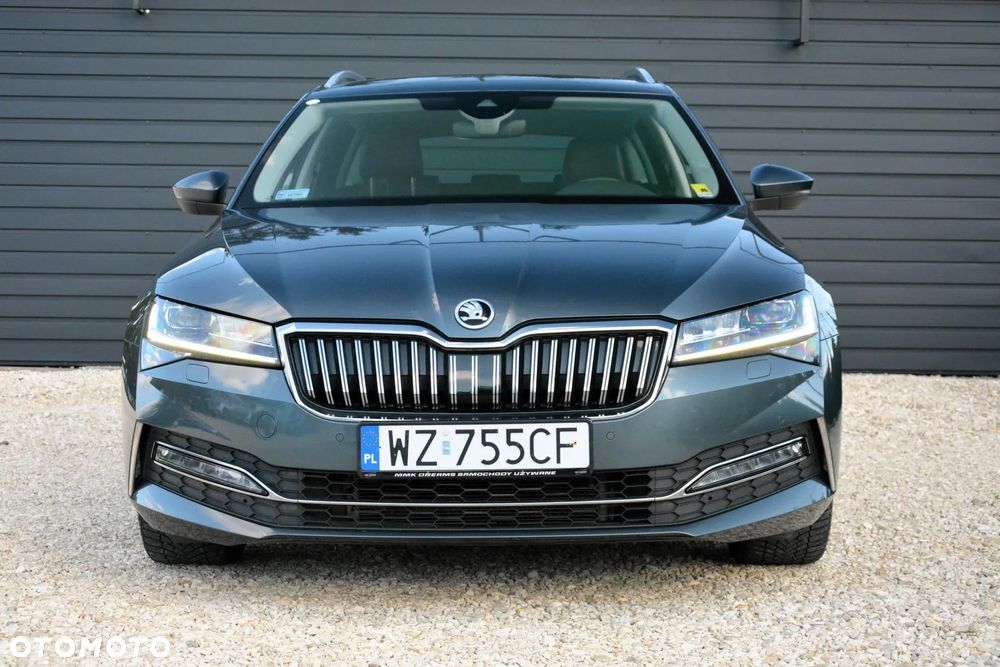 Skoda Superb 2.0 TDI SCR L&K DSG - 2