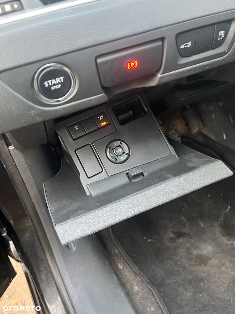 Peugeot 508 BlueHDi 150 Stop&Start Business-Line - 31