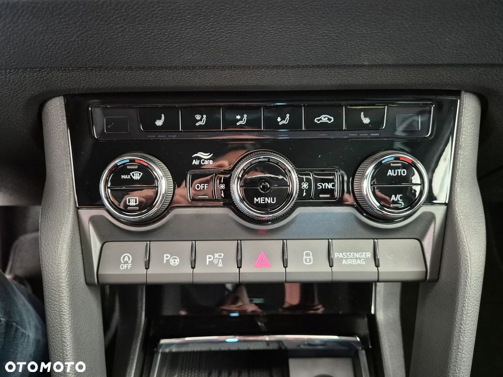 Skoda Karoq 2.0 TDI SCR 4x4 Sportline DSG - 34