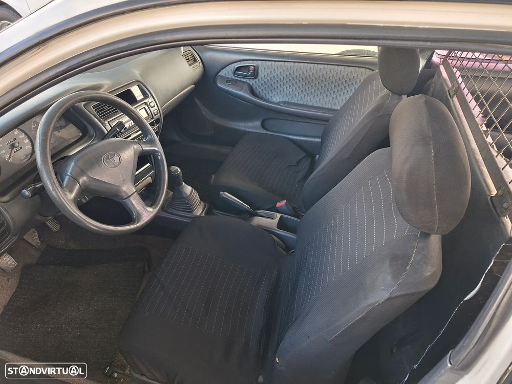 Toyota Corolla - 6