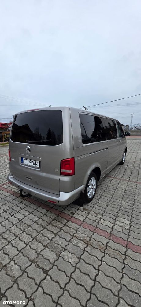 Volkswagen Caravelle - 16
