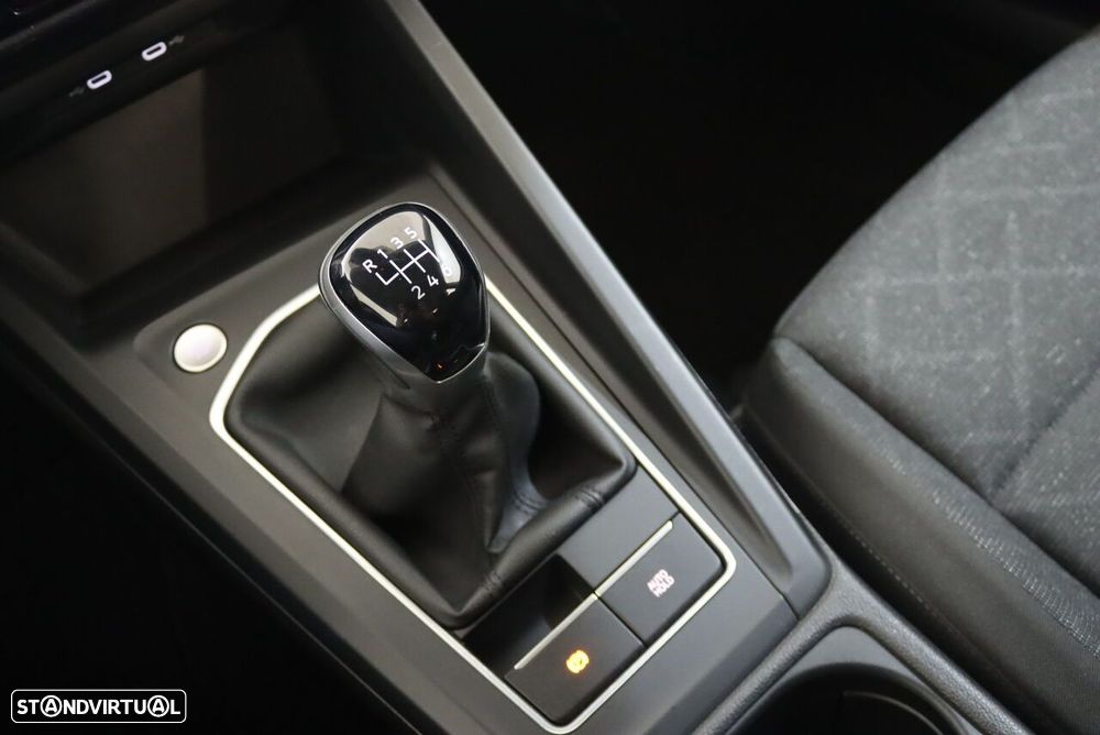 VW Golf 2.0 TDI Conceptline - 16