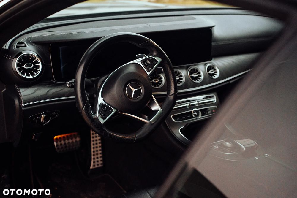 Mercedes-Benz Klasa E 400 - 18