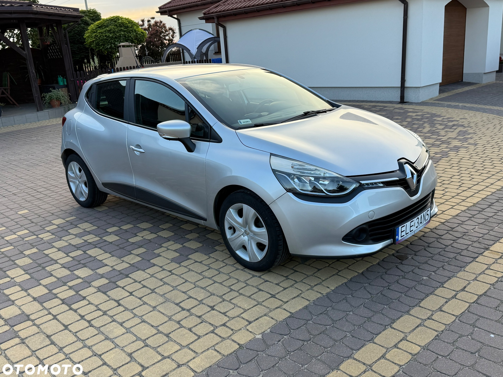 Renault Clio - 6
