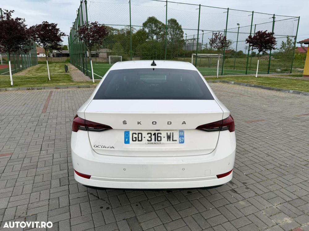 Skoda Octavia 2.0 TDI Edition - 12