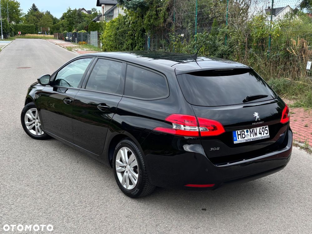 Peugeot 308 - 24