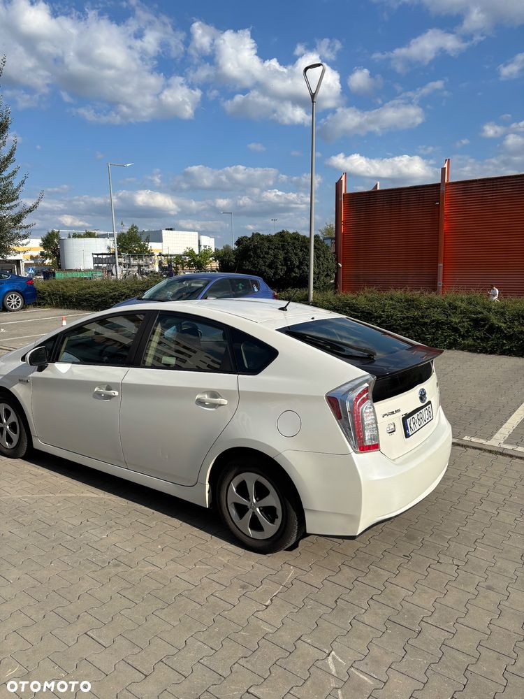 Toyota Prius 1.8 Hybrid Premium - 12