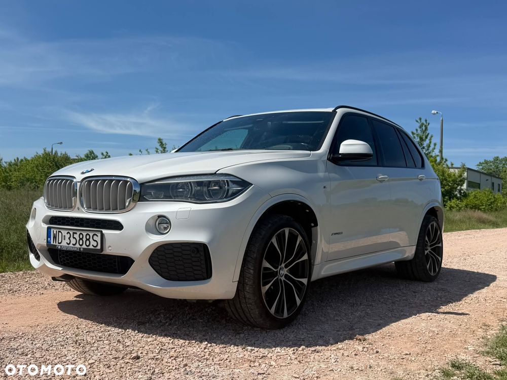 BMW X5 xDrive50i Sport-Aut - 3