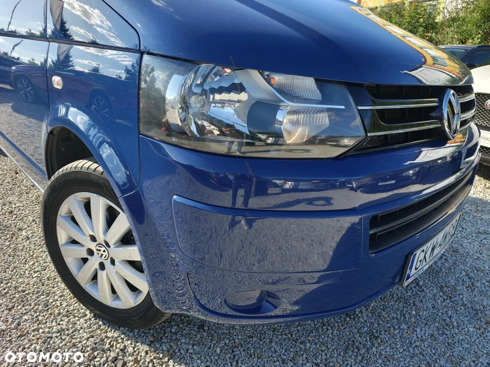 Volkswagen Caravelle - 4