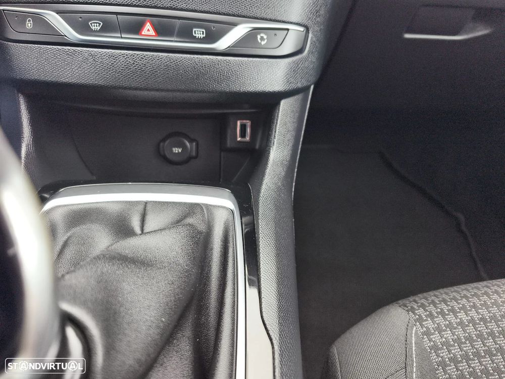 Peugeot 308 SW 1.6 BlueHDi Active J17 - 18