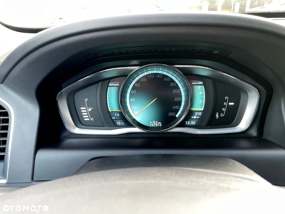 Volvo XC 60 T6 AWD Geartronic Summum - 3