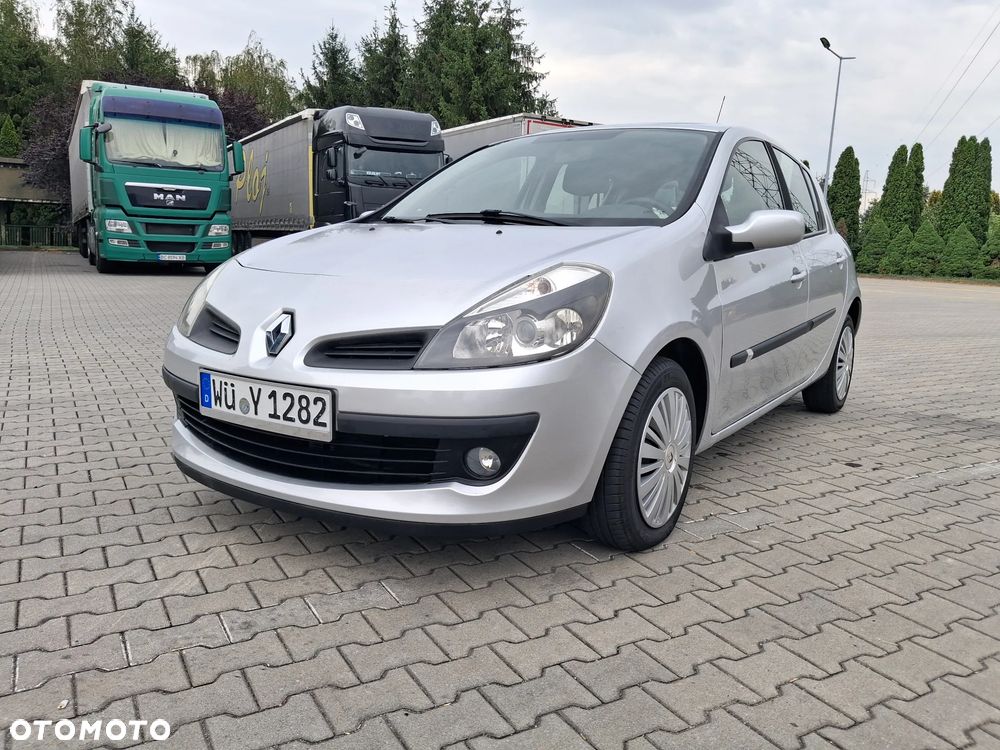 Renault Clio 1.2 16V 75 Night and Day - 1