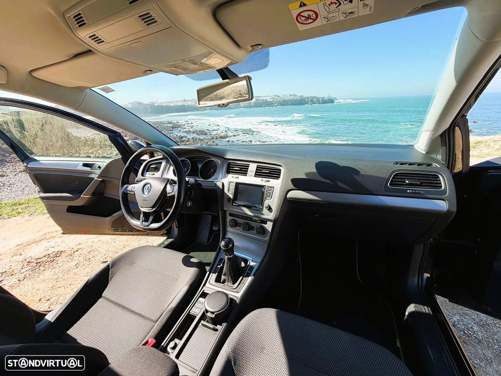 VW Golf 1.6 TDi BlueMotion Confortline - 8