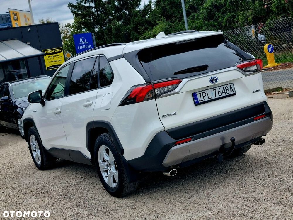 Toyota RAV4 - 6
