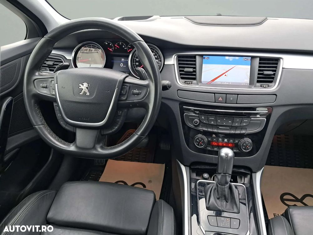 Peugeot 508 2.2 HDI FAP BVA GT - 13