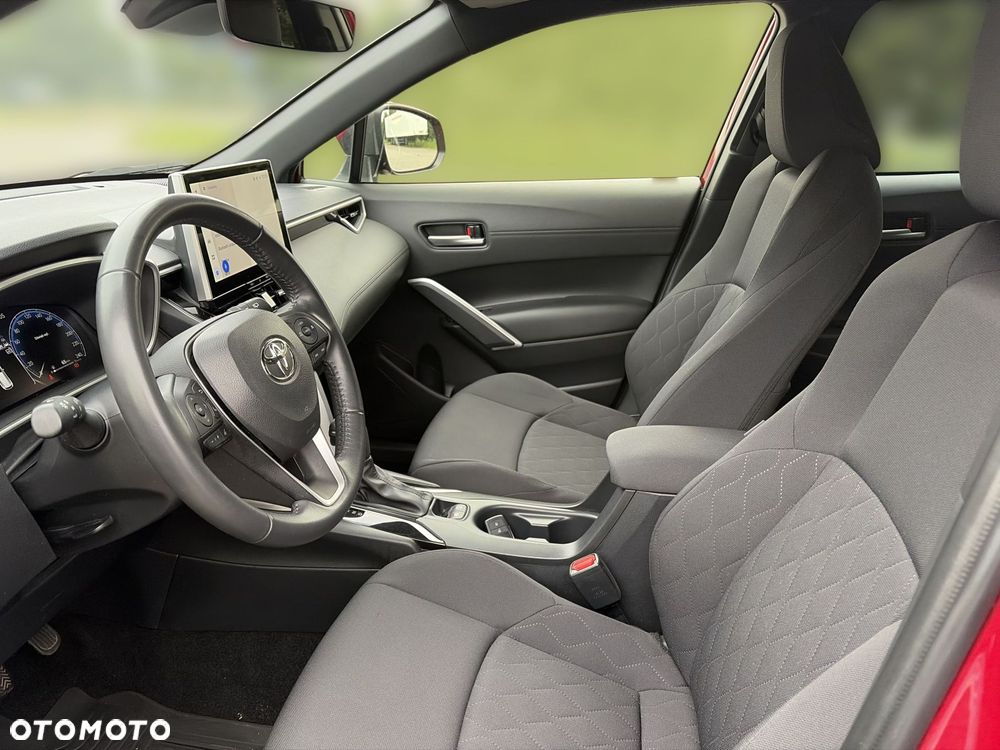 Toyota Corolla Cross - 17