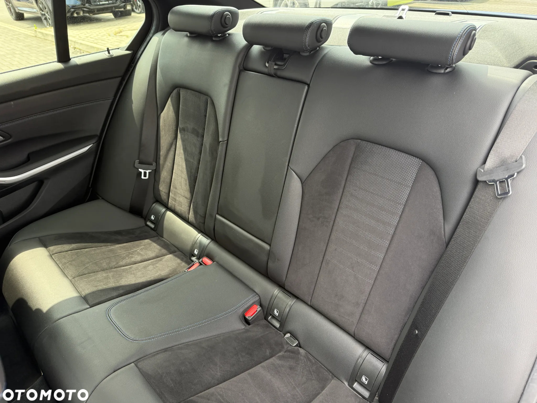 BMW Seria 3 320d xDrive M Sport sport - 26