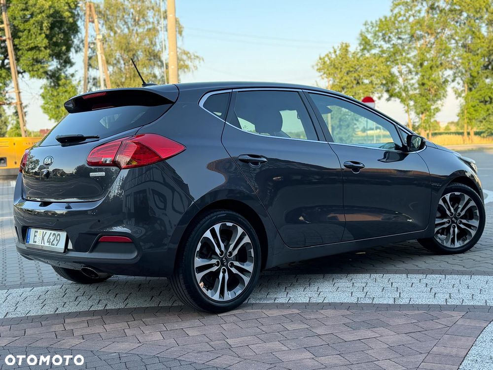 Kia Ceed 1.6 GDI Platinum Edition - 17