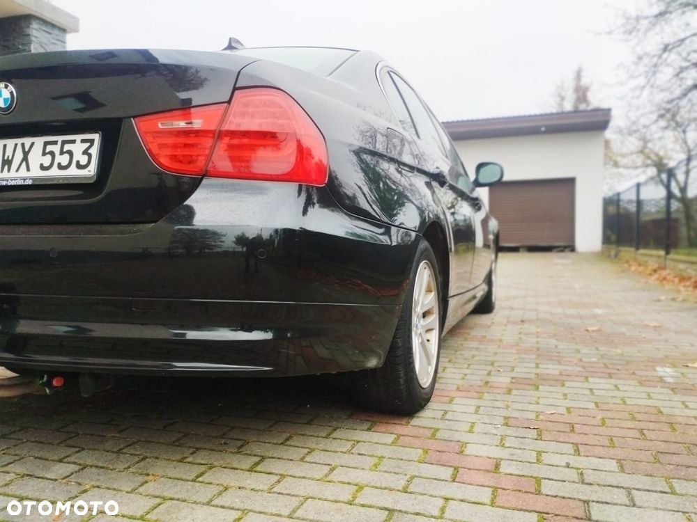 BMW Seria 3 320d - 4