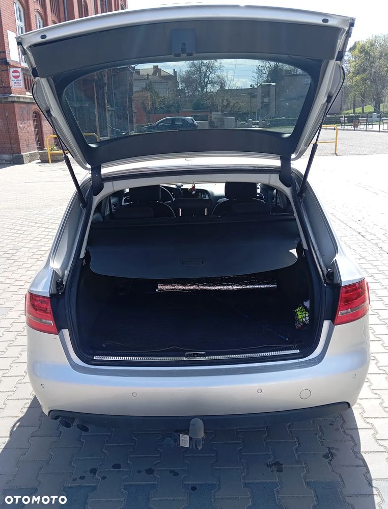 Audi A4 Avant 2.0 TDI DPF multitronic Ambition - 4